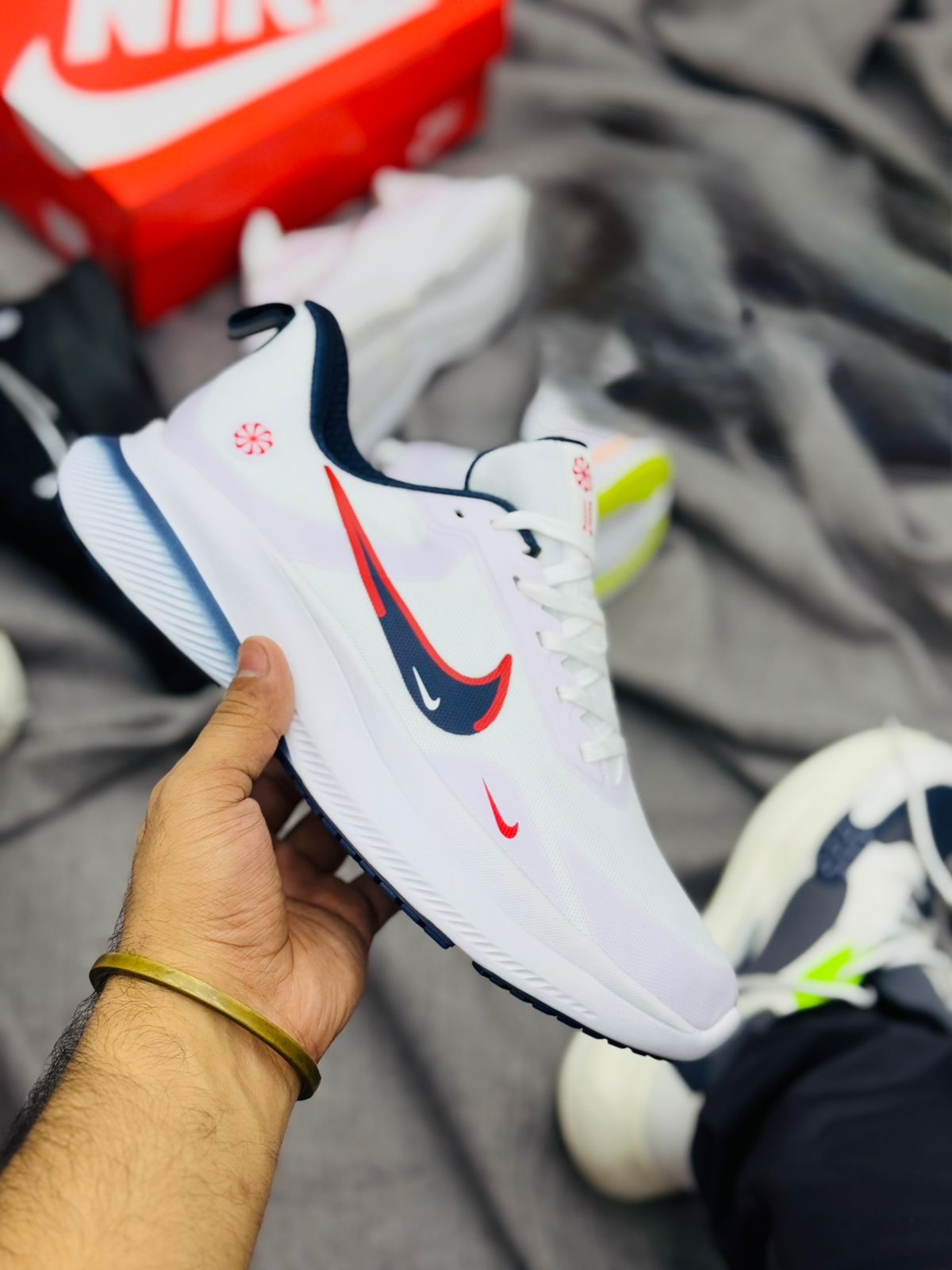 NIKE RUNNERS - STYLISH COMFORT FOR EVERY STEP