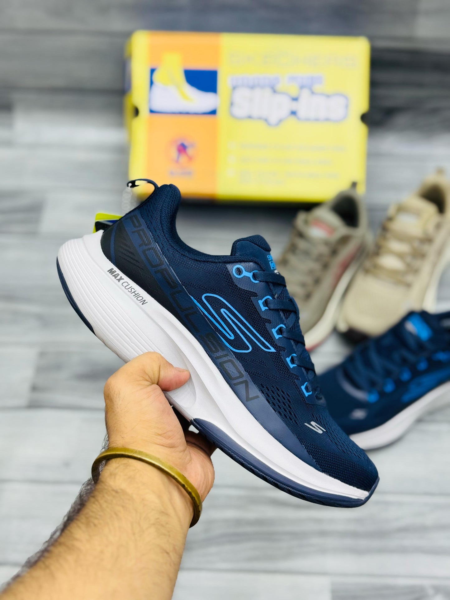 Sketcher's Foam Memory