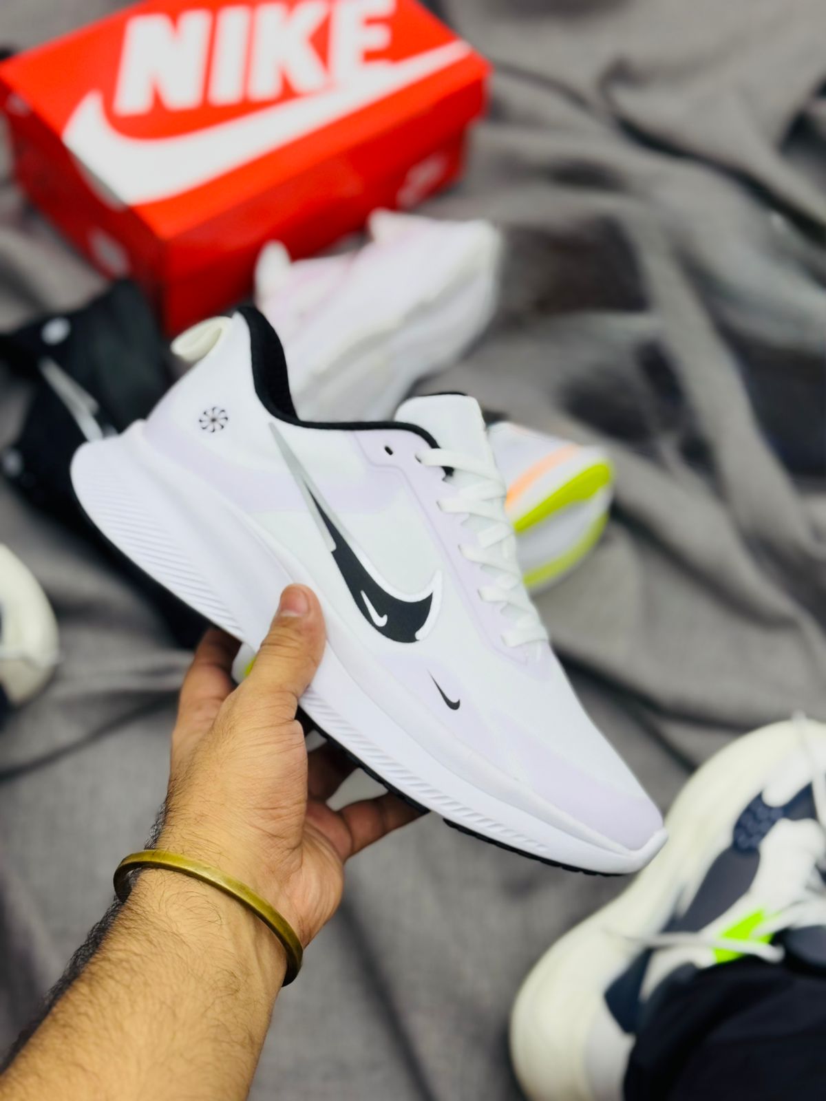 NIKE RUNNERS - STYLISH COMFORT FOR EVERY STEP
